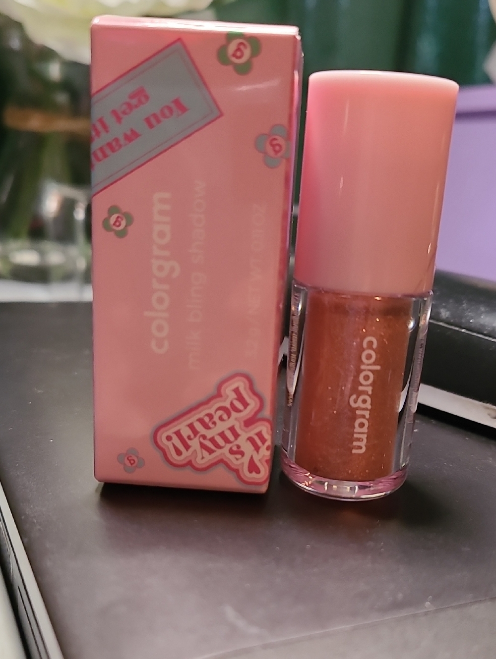 Colorgram Milk Bling Eyeshadow - Shimmery Bronze Pink